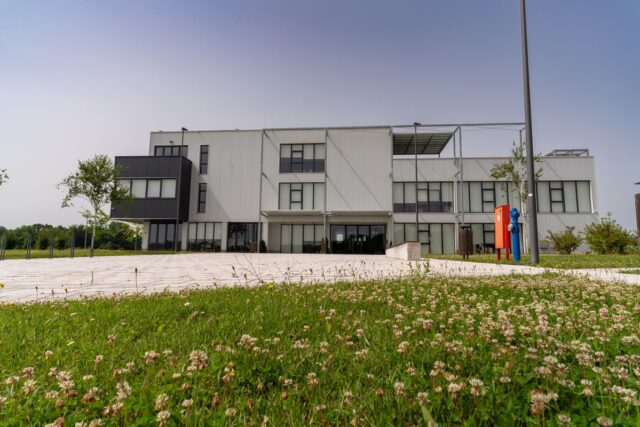 Credit ipotecar în lei sau în euro: ce riscuri implică fiecare variantă