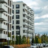Investiția în locuri de parcare și garaje: randament, costuri și lichiditate